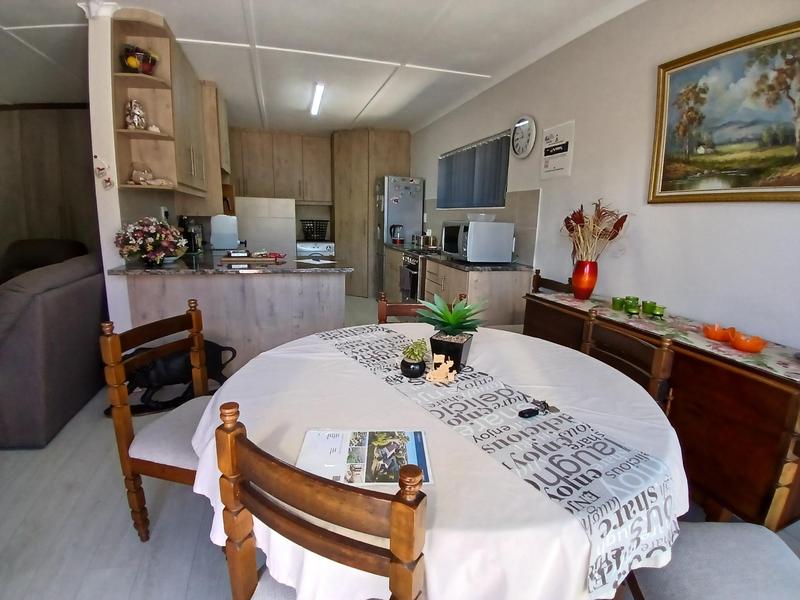 4 Bedroom Property for Sale in Stilbaai Wes Western Cape